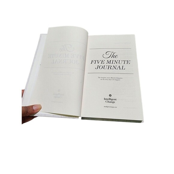 The Five Minute Journal Daily Gratitude Journal Reflection & Manifestation - Picture 2 of 5